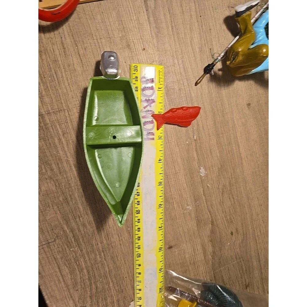 Wilton 1978 Cake Topper Fisherman in Boat w/Pole & Fish “Frustrated Fisherman”
